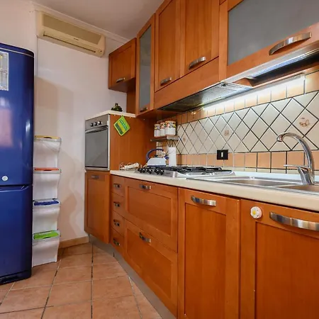 Via M Guadagno N 32 Appartamento Napoli