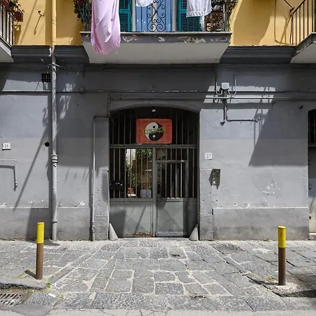 Appartamento Via M Guadagno N 32 Napoli